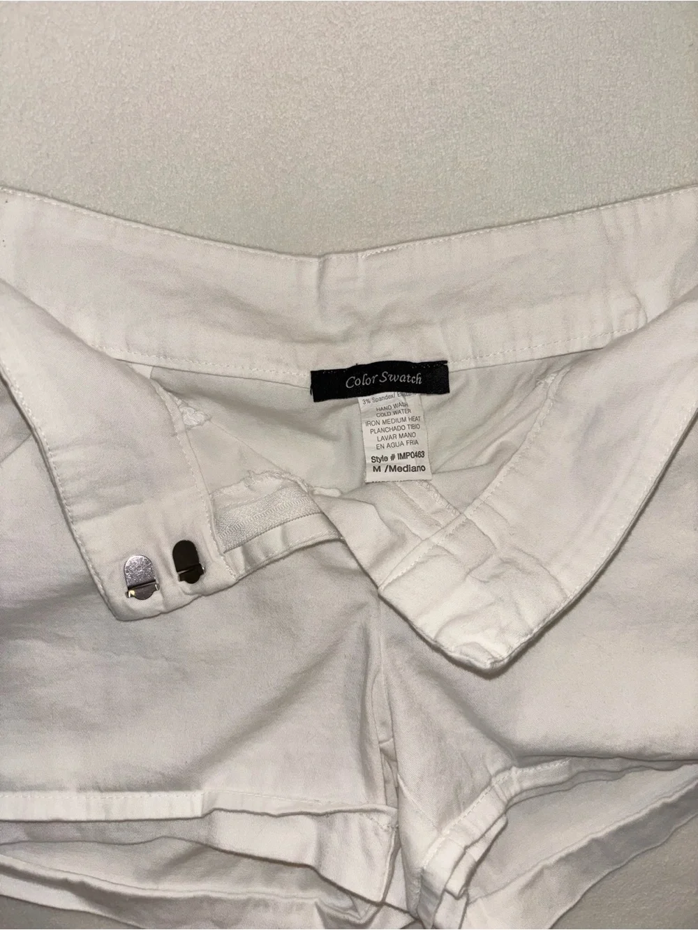Color Swatch White Cotton Stretch Shorts Size M Basic Minimalist Clean Coastal
